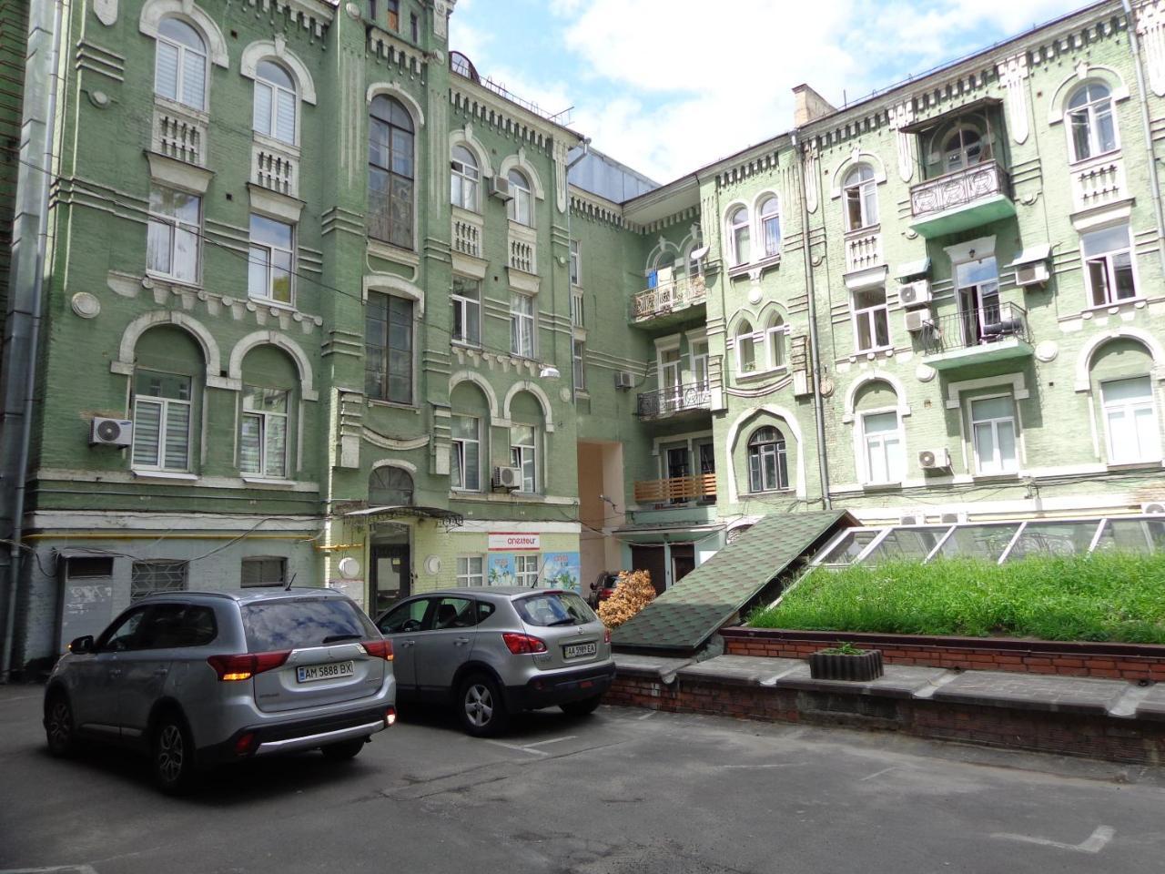 Vip - Дві Спальні Метро Хрещатик Лютеранська 3 Kiew Exterior foto
